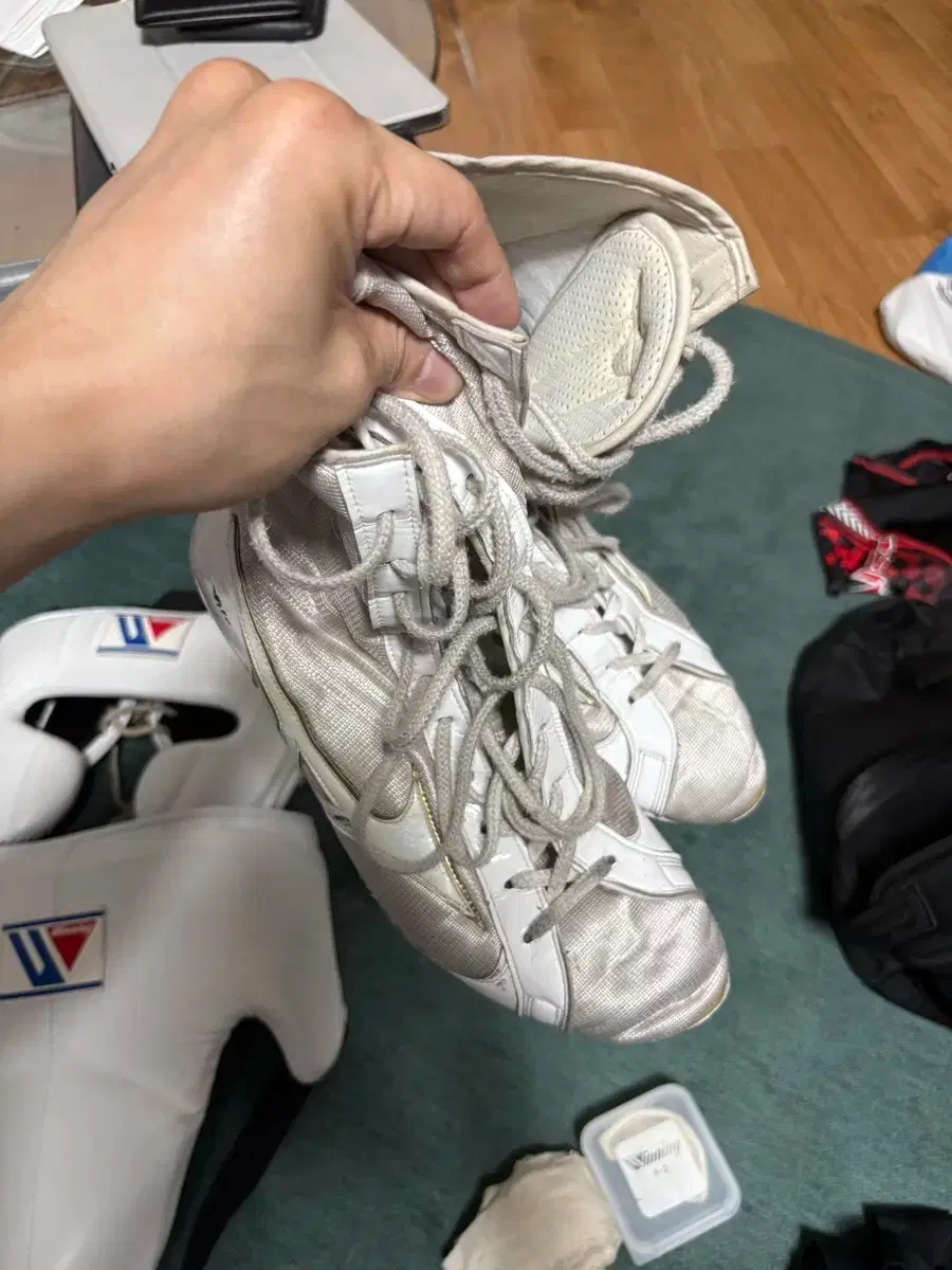 thumbnail-0